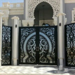 حداد أبواب حديد